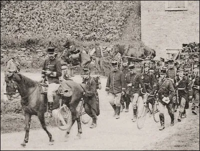 Dans le contexte de quel plan, l'Allemagne a-t-elle traversé les frontières belges le 4 août 1914 ?