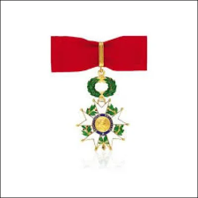 En quelle année Charles Aznavour est-il élevé au rang de commandeur de la Légion d'honneur ?