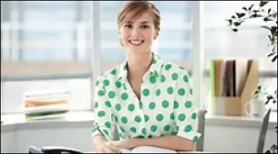 Jean Ferrat - Les Cerisiers - Ah quil vienne au moins le temps des --- / Avant de claquer sur mon tambourin / Avant que jaie dû boucler mes valises / Et quon mait poussé dans le dernier train. 
Quel est ce temps tant attendu ?