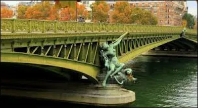 Comment débute "Le Pont Mirabeau", ce poème de Guillaume Apollinaire ?