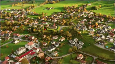 "31 octobre" est un poème d'Eugène Pottier, mis en musique sous le titre "le 31 octobre 1870". Que demande Pottier à Paris ?