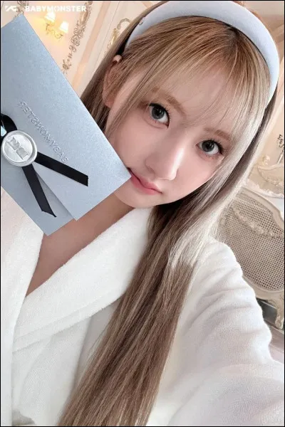 Qui est cette idole de k-pop ?