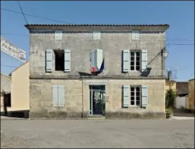 Village de l'arrondissement de Cognac, Saint-Simon se situe dans le département ...