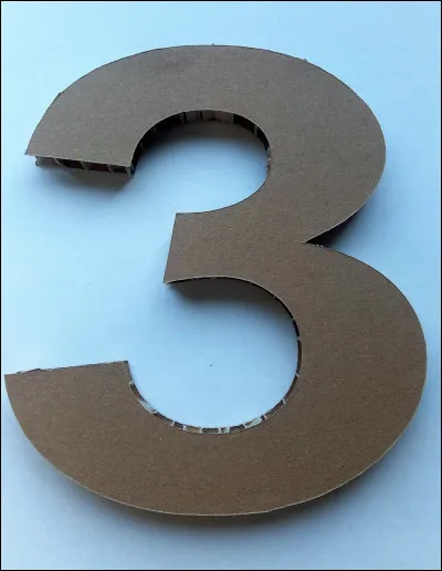 Qui chantait "Three Little Birds" ?