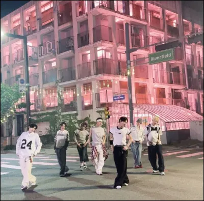 Quel membre d'Enhypen est né en 2003 ?