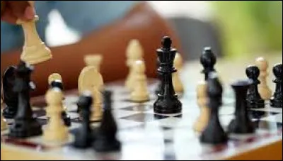 Lequel de ces coups n'est pas interdit ?