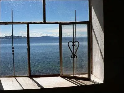 Quel chanteur a fait un triomphe avec l'album 'Chambre avec vue' ?