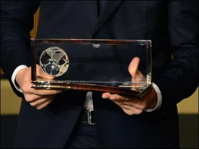 Dans quel club Cristiano a-t-il remporté son seul et unique trophée Puskàs ?