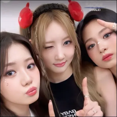 [] est danseuse principale et rappeuse.