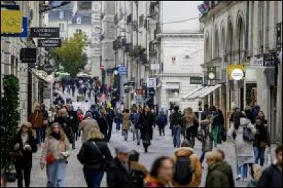 Combien le département compte-t-il d'habitants ?