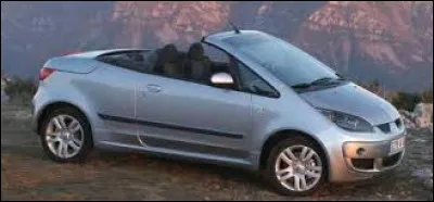 Quel est le nom de ce petit cabriolet ?