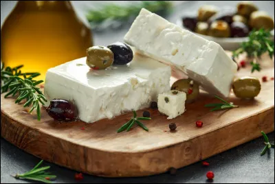 De quel pays la feta est-elle le fromage emblématique ?