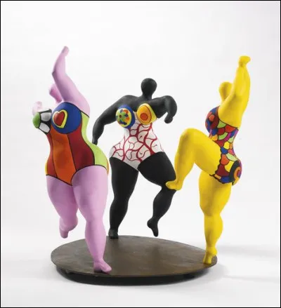 A quelle artiste, peintre et sculptrice, doit-on les "Nanas" ?