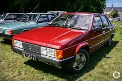 Cette voiture est une...