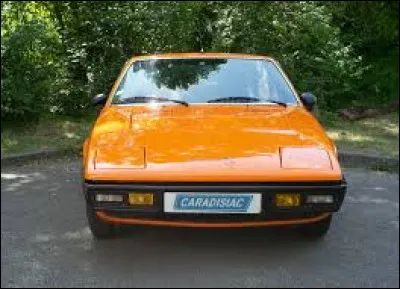 Cette voiture est une...