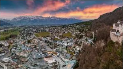 Quelle est la bonne orthographe de cette principauté d'Europe ?