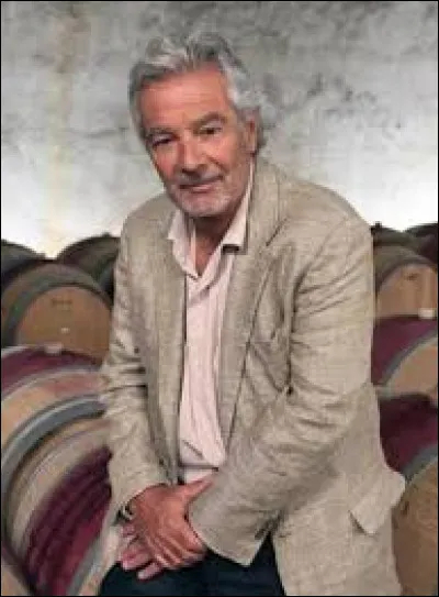 Complétez le titre de cette série avec Pierre Arditi "Le sang de ...".