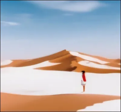 Qui me sussurre à l'oreille ?