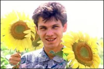 Musique - À quel chanteur doit-on le tube "Pour une biguine avec toi" en 1985 ?