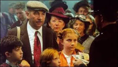 Dans quel d&eacute;partement fran&ccedil;ais la ville de M&acirc;con se situe-t-elle ?