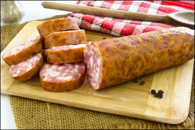 Quelle est la ville élaborant une grosse saucisse ?