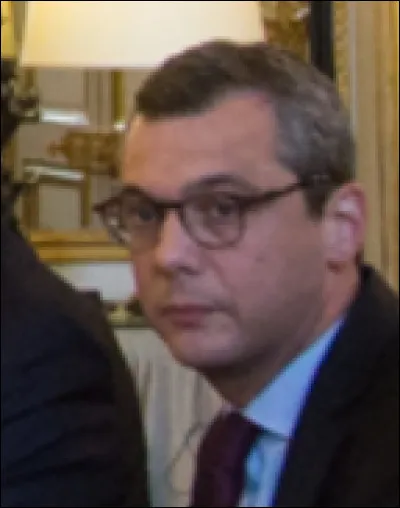 A un synonyme en trois lettres, c'est la...