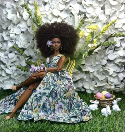 En quelle année Mattel sort-elle sa première Barbie noire ?