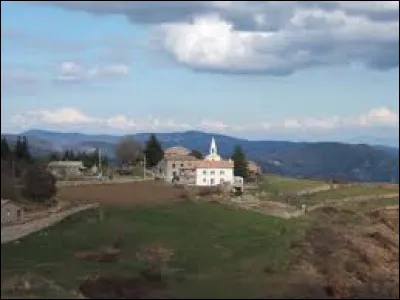 Village de l'arrondissement de Privas, Saint-Étienne-de-Serre se situe dans le département ...