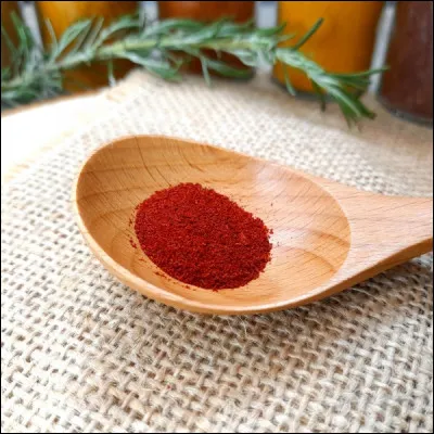 De quelle fleur provient l'épice connue sous le nom de safran ?