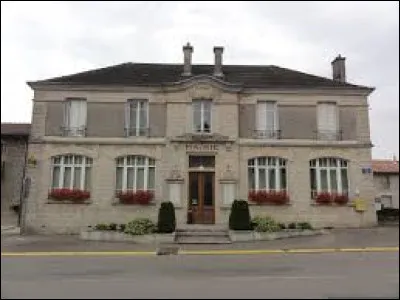 Notre balade du dimanche commence en Lorraine, à Aubréville. Village de l'arrondissement de Verdun, sur les bords de l'Aire et de la Cousances, il se situe dans le département ...