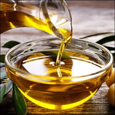 Quelle huile est très riche en oméga-6 (avec environ 70 g pour 100 g dhuile), efficace pour lutter contre lexcès de cholestérol, mais est très pauvre en oméga-3 ?