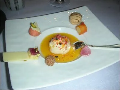 Si vous laissez dans votre assiette un petit quelque chose, vos convives peuvent galement en tre offenss.