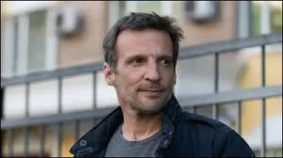 Dans la série le "Bureau des légendes" de canal plus, quel est le pseudo de Guillaume Debailly ?