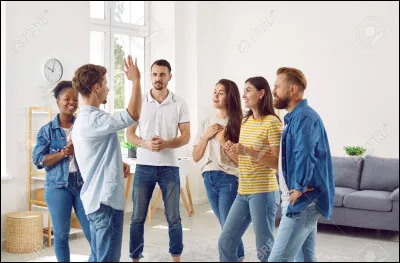 Tu traînes le plus souvent avec des filles ou avec des garçons ?