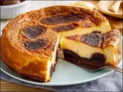 Quel fruit entre dans la préparation du far breton traditionnel ?
