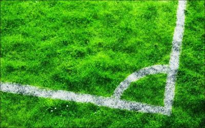 Combien y a-t-il de points de corner sur un terrain de football ?