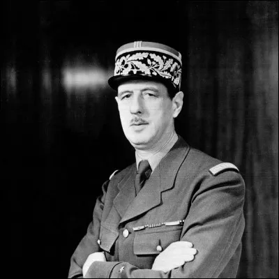 Le 2 janvier 1945, Charles de Gaulle rejette l'ordre des États-Unis d'évacuer...
