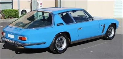 Ce coupé de luxe digne d'une Renault 25 avec son hayon vitré est une...