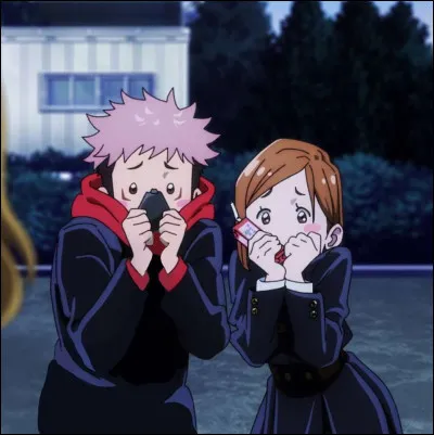 Comment sont tes cheveux ? Clairs ou foncés ?