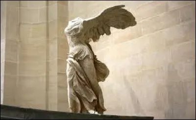 Dans quel musée peut-on admirer la Victoire de Samothrace ?