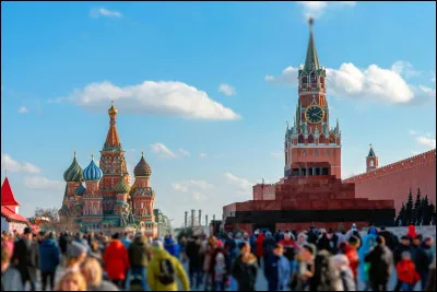 Dans Rocky IV, dans quel pays a lieu le combat contre Ivan Drago ?