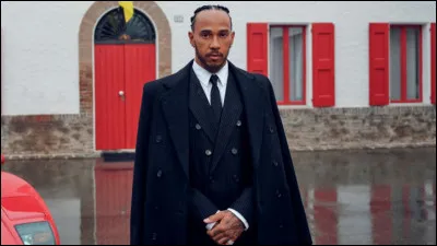 Lewis Hamilton est un basketteur.