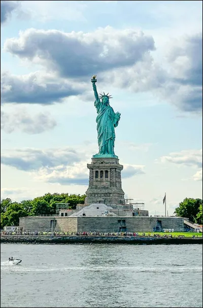 Quelle est l'année d'inauguration de la statue de la Liberté ?