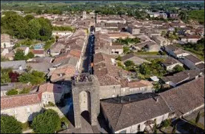 Rouergue : Apr&egrave;s avoir fait partie du comt&eacute; de Toulouse,&agrave; quoi fut-il rattach&eacute; avant d'en &ecirc;tre d&eacute;tach&eacute; lors de la formation de la province de Haute-Guyenne en 1779 ?