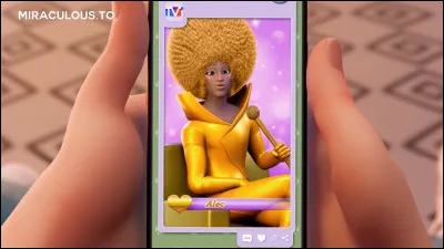 Quel est le nom de la nouvelle émission télévisée animée par Alec Cataldi au début de cet épisode est visionnée par Adrien, sur son téléphone ?