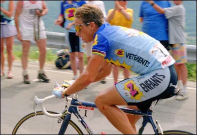 Combien de fois Greg Lemond a-t-il remporté le Tour de France ?