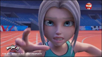 Quel adverbe de fréquence est employé par Tomoe Tsurugi pour qualifier laide procurée par la technologie ?