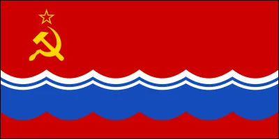 Quand le drapeau de la République socialiste soviétique d'Estonie a-t-il été adopté ?