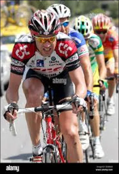 Quel est le nom de cet ancien coureur cycliste né le 17 septembre 1971 ?