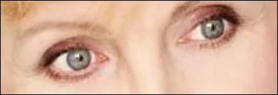 Quelle chanson pouvez-vous associer aux yeux de cette chanteuse ?